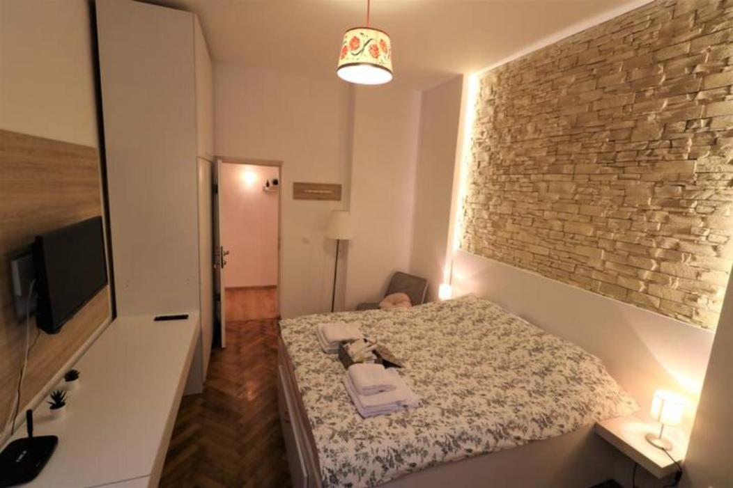 בוקרשט Cozy Old Town Apartment - Free Minibar מראה חיצוני תמונה